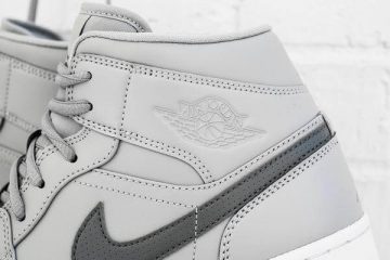 Air Jordan 1 Mid Gets 3