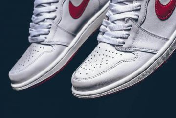 Air Jordan 1 Retro Takes Us Back