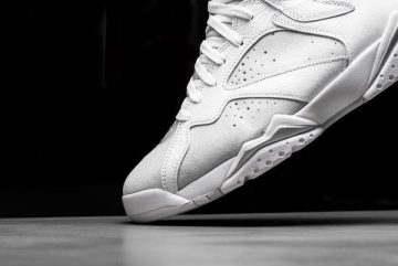 AIR JORDAN 7 RETRO Platinum 2