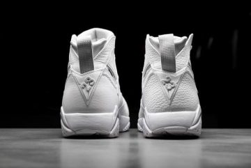 AIR JORDAN 7 RETRO Platinum 3