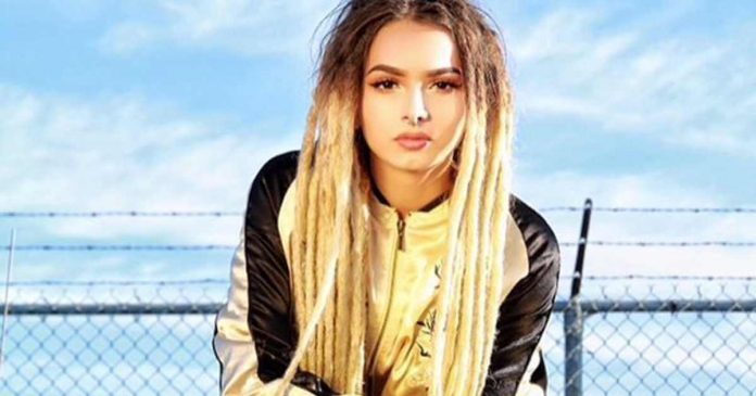WATCH ZHAVIA CANDLELIGHT