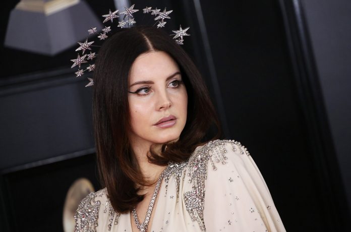 Lana Del Rey Snaps