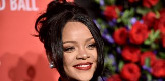 The Internet Thinks Rihanna is Pregnant! The Internet Thinks Rihanna is Pregnant