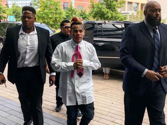 6ix9ines Bodyguards Refuse