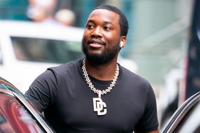 Meek Mill Christmas Charity