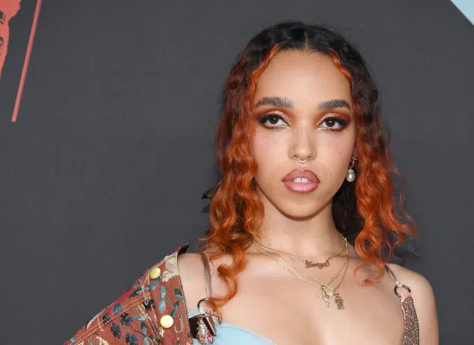 FKA Twigs Uses Her Social Media For Activism