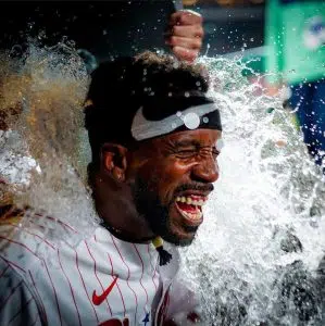 Mccutchen Delivers Walkoff, Come From Behind