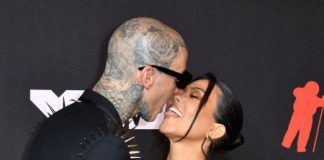 Kourtney Kardashian ‘Forever’ Tied To Travis Barker http://hypefresh.com/kourtney-kardashian-forever-tied-to-travis-barker/