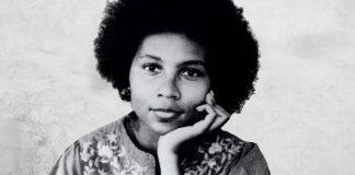 bell hook, Literary Pioneer, Died In Her Home In Berea, Kentucky bell-hooks