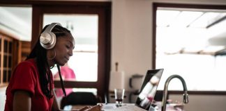 How Hip-Hop Can Be Incorporated Into Education? hip-hop assistant learning in class
