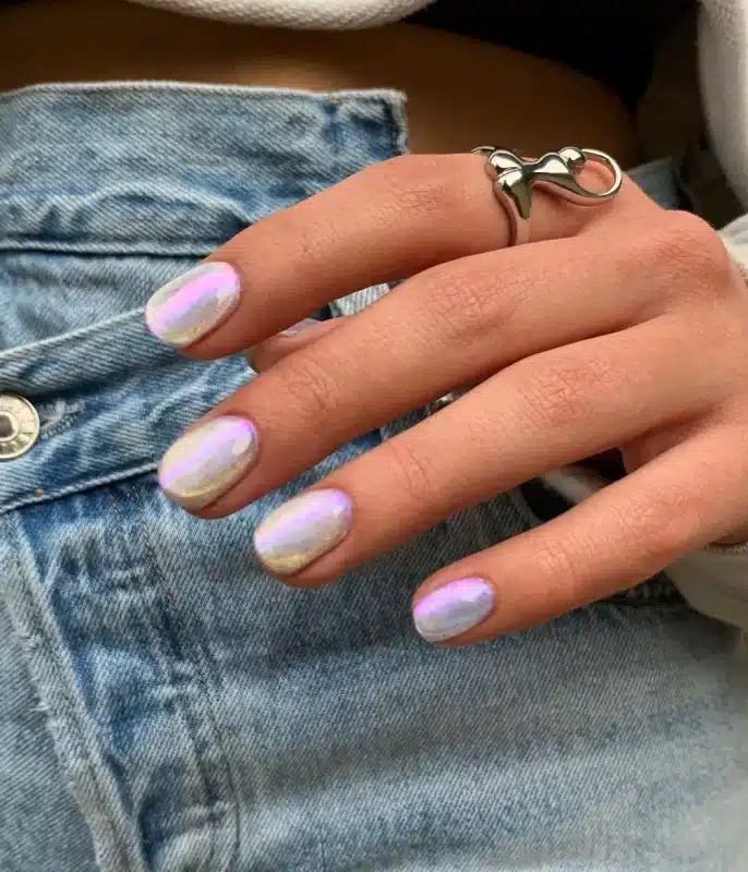  Aurora Nails