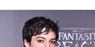 ‘The Flash’s’ Ezra Miller Is Off The Chain Ezra Miller is off the chain