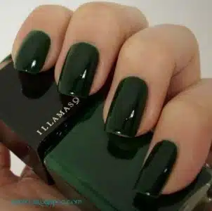 green rose color nails