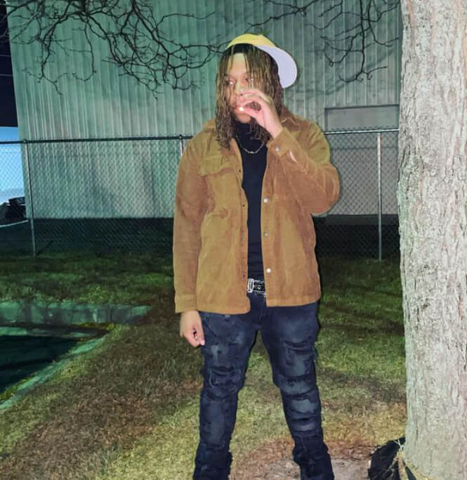 Ohio’s Riah Is Back With More Emotional Ballads On “Hood Poetry” Riah