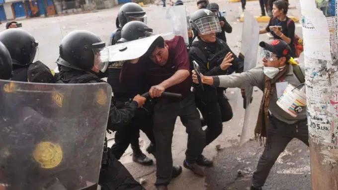 Protester killed as anti-government violence spreads to Peru tourist city