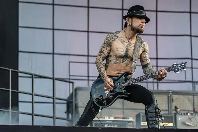 Dave Navarro sitting out more Jane’s Addiction dates; Josh Klinghoffer to replace him