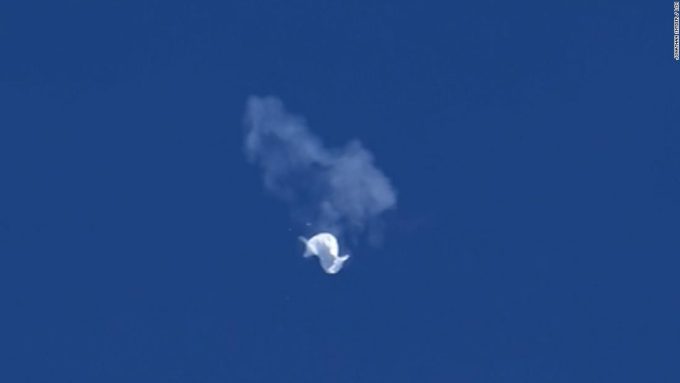 Video shows moment US missile hits Chinese spy balloon | CNN