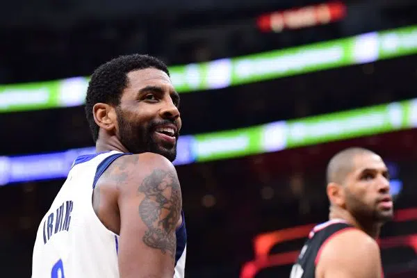 Kyrie scores 24 in winning Mavs debut after trade