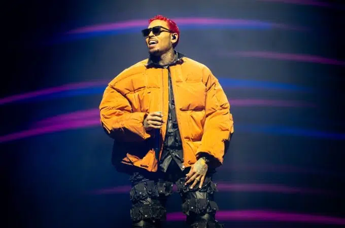 Chris Brown’s ‘Under the Influence’ On Top of R&B/Hip-Hop Airplay Chart