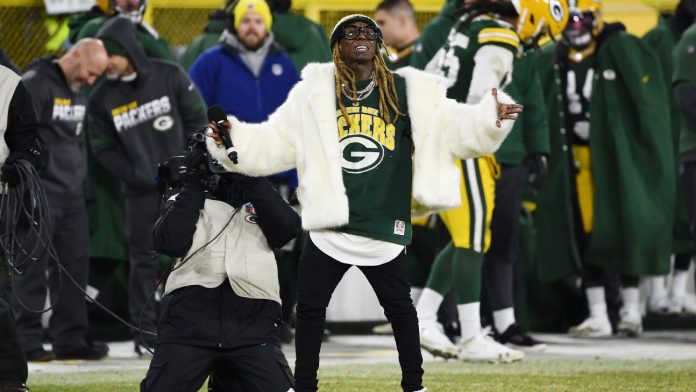 Lil Wayne Responds to Aaron Rodgers Leaving the Packers 
