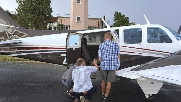 Snake on a Plane! South African Pilot Finds Cobra Under Seat Snake on a Plane! South African Pilot Finds Cobra Under Seat