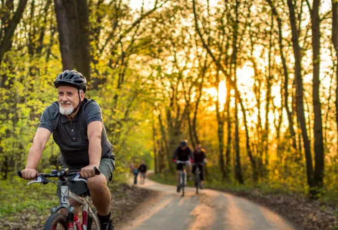 Amish Community Adopts Surprising New Vehicle: Faster Travel for Long Distances