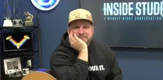 Bud Light Boycott Fails, Garth Brooks’ Bar Keeps Serving the Beer Bud Light Boycott Fails, Garth Brooks' Bar Keeps Serving the Beer