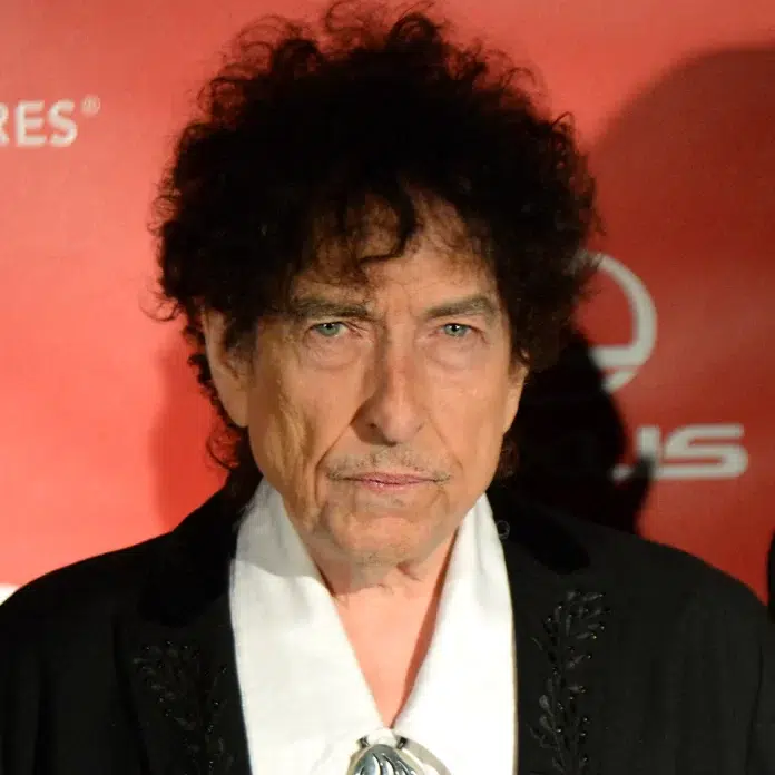Bob Dylan Praises Modern-Day Artists Like Eminem, Metallica, and Wu-Tang Clan