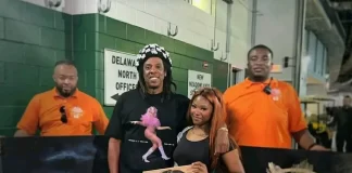 Jay-Z Buys Fan’s Viral Paintings of Beyoncé Beyonce artwork bought by Jay-Z