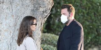 Jennifer Garner & Ben Affleck’s Heartwarming Moment Shows Deep Co-Parenting Bond Jennifer Garner Ben Affleck Intimate Photos Co-Parenting Bond