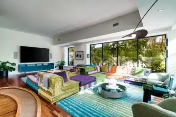 miami mansion living space
