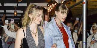 Taylor Swift, Sophie Turner Bond on Girls’ Night Amid Actress’ Divorce Taylor Swift, Sophie Turner Bond on Girls' Night Amid Actress' Divorce