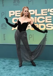 5 stylish looks from the People’s Choice Awards 2024