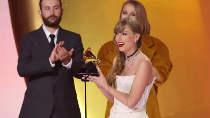 Taylor Swift the ONLY Woman to Win Album of the Year THREE Times