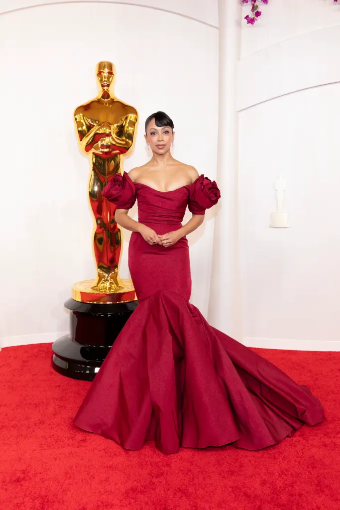 Liza Koshy Oscars red carpet fall