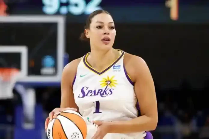 Elizabeth Cambage departs
