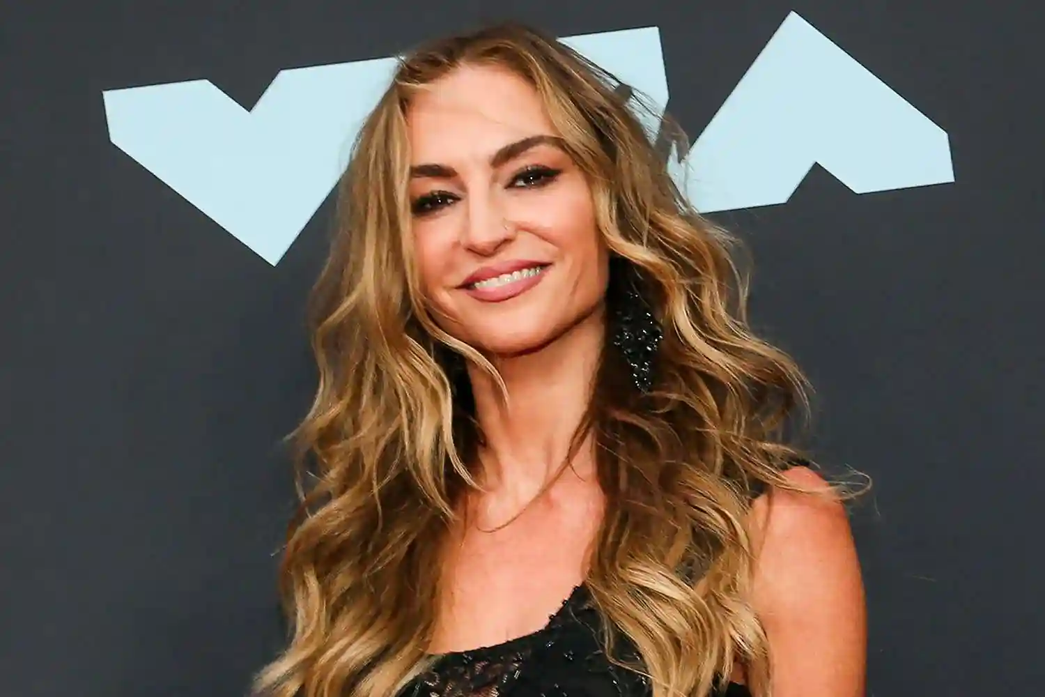 From Mob Wife to Money Maker: How OnlyFans Saved “The Sopranos” Star Drea de Matteo Drea de Matteo OnlyFans