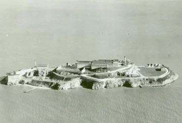 Alcatraz inmates escape 1962