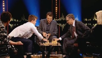 Magnus Carlsen beats Bill Gates