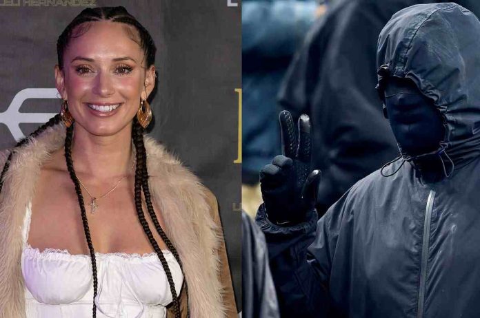 YesJulz response to YZY firing