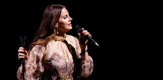 Lana Del Rey Reveals Tour Manager’s Shocking Quit Before Coachella Lana Del Rey tour manager