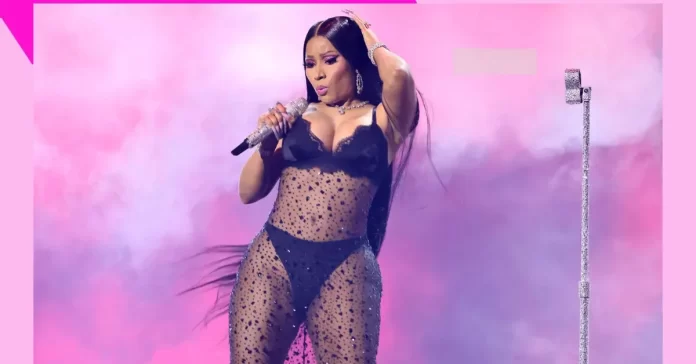 Nicki Minaj brings out Cyndi Lauper