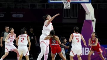 Zhang Ziyu first game with Team China