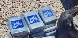 Scuba Divers Discover 25 kilos of cocaine stamped with Nike SB logos in the ocean scuba divers find cocaine