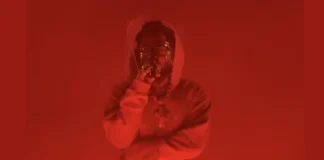 Kendrick Lamar’s New Line Addressing Drake Over Tupac’s Ring Kendrick Lamar addresses Drake with new line