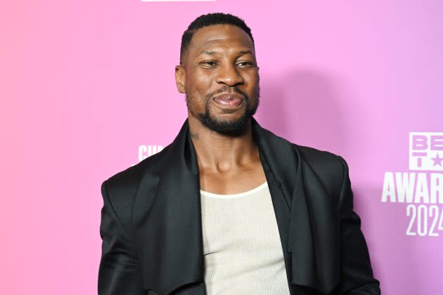 Jonathan Majors autograph price 2024