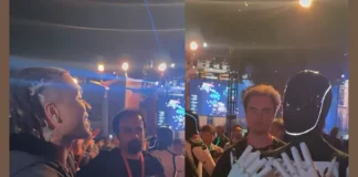 Swae Lee’s “Sunflower” Sung by Tesla Optimus Tesla Optimus Robot singing Swae Lee's Sunflower