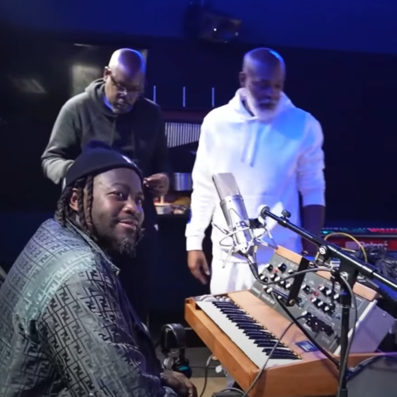Snoop dogg recording studio inside his LA Mansion