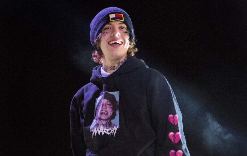 Lil Xan kicking incident,