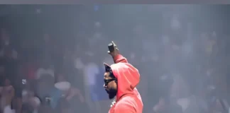 Kendrick Lamar Lights Up TDE’s Christmas Concert with Kids on Stage TDE Christmas concert Kendrick Lamar performance
